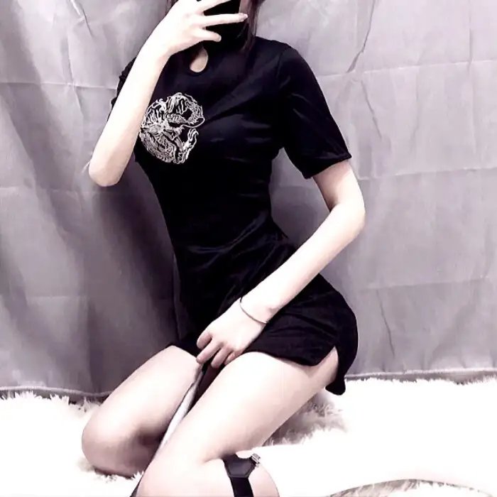 尸缠妖后